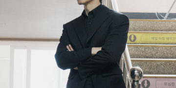 김무열 차기작 참교육 속 김무열 수트 스틸컷