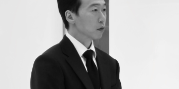 윤병희 범죄도시 이후 성장한 배우 윤병희의 멋진신세계 수트 스틸컷