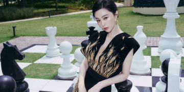 판빙빙 부천영화제 행사에서 블랙 드레스를 착용한 배우 판빙빙