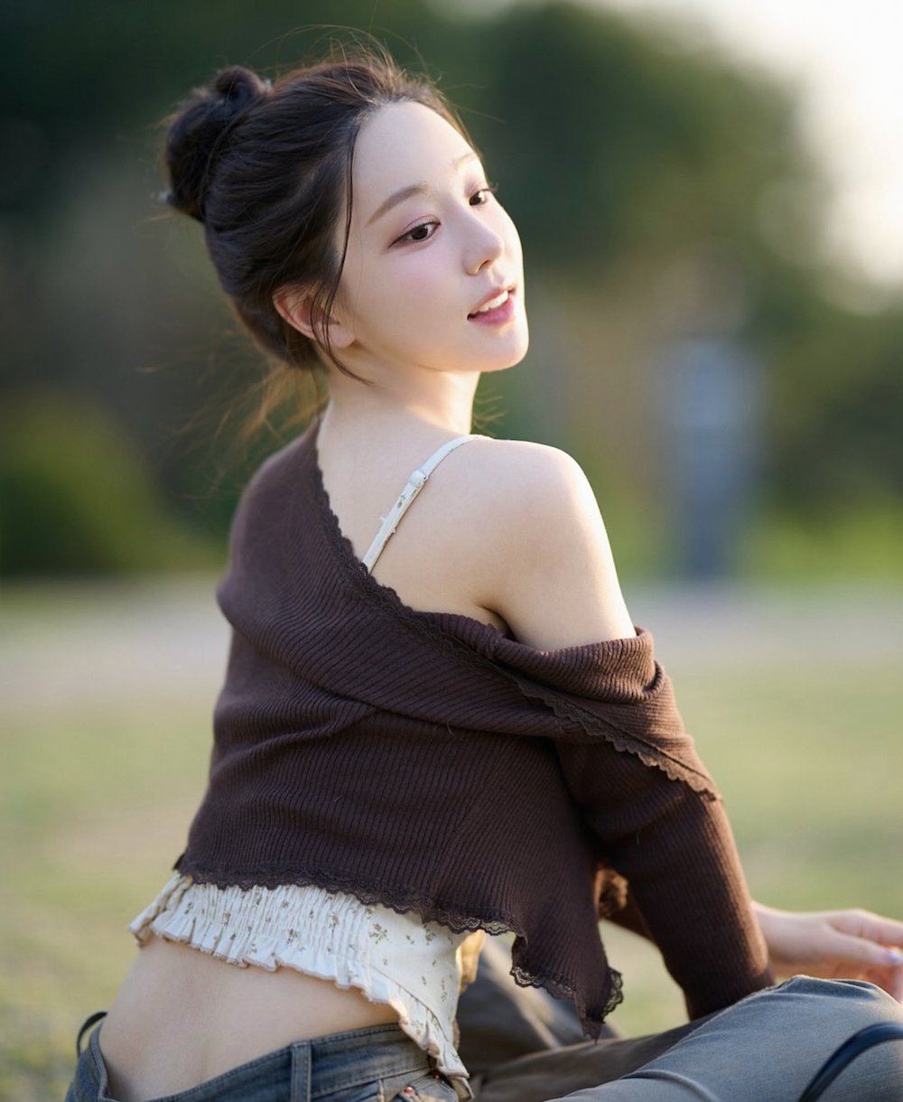 황유주 근접 촬영 컷 황유주 미소
