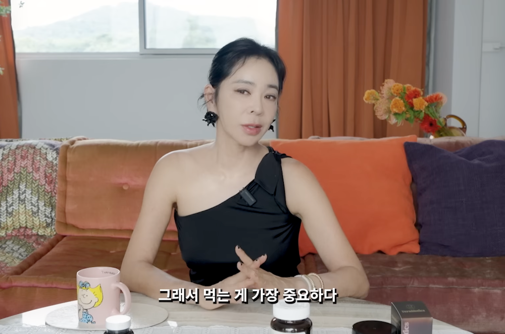 이혜영 폐암 후유증과 건강 관리 경험을 이야기하는 유튜브 영상 장면