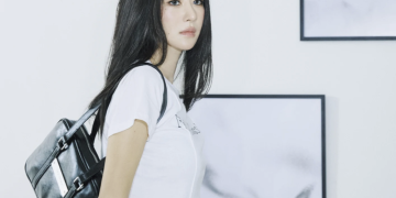 서예지 비웨이브 전속계약 소식과 함께 주목받은 닉앤니콜 화보 촬영 모습